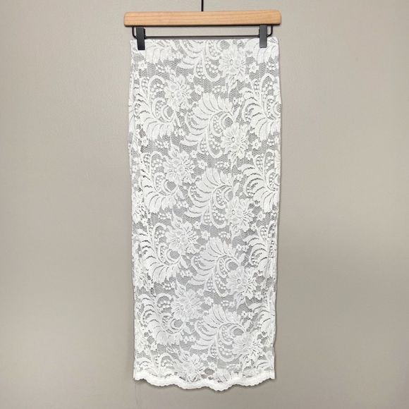 English Factory Dresses & Skirts - NWT English Factory Lace Midi Skirt White Gray S
